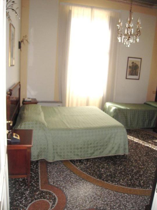 Villa Viola Tortona Ngoại thất bức ảnh